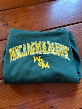 William & Mary Hanes hoodie
